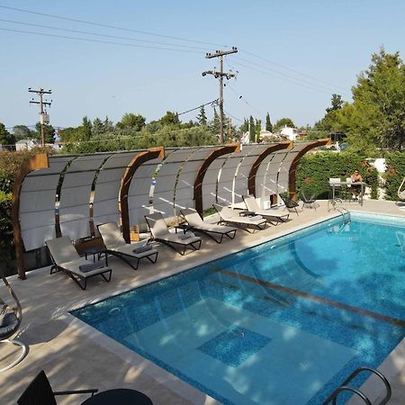 Captain'S Apartments Пефкохори Екстериор снимка