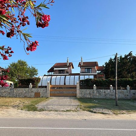 Captain'S Apartments Пефкохори Екстериор снимка