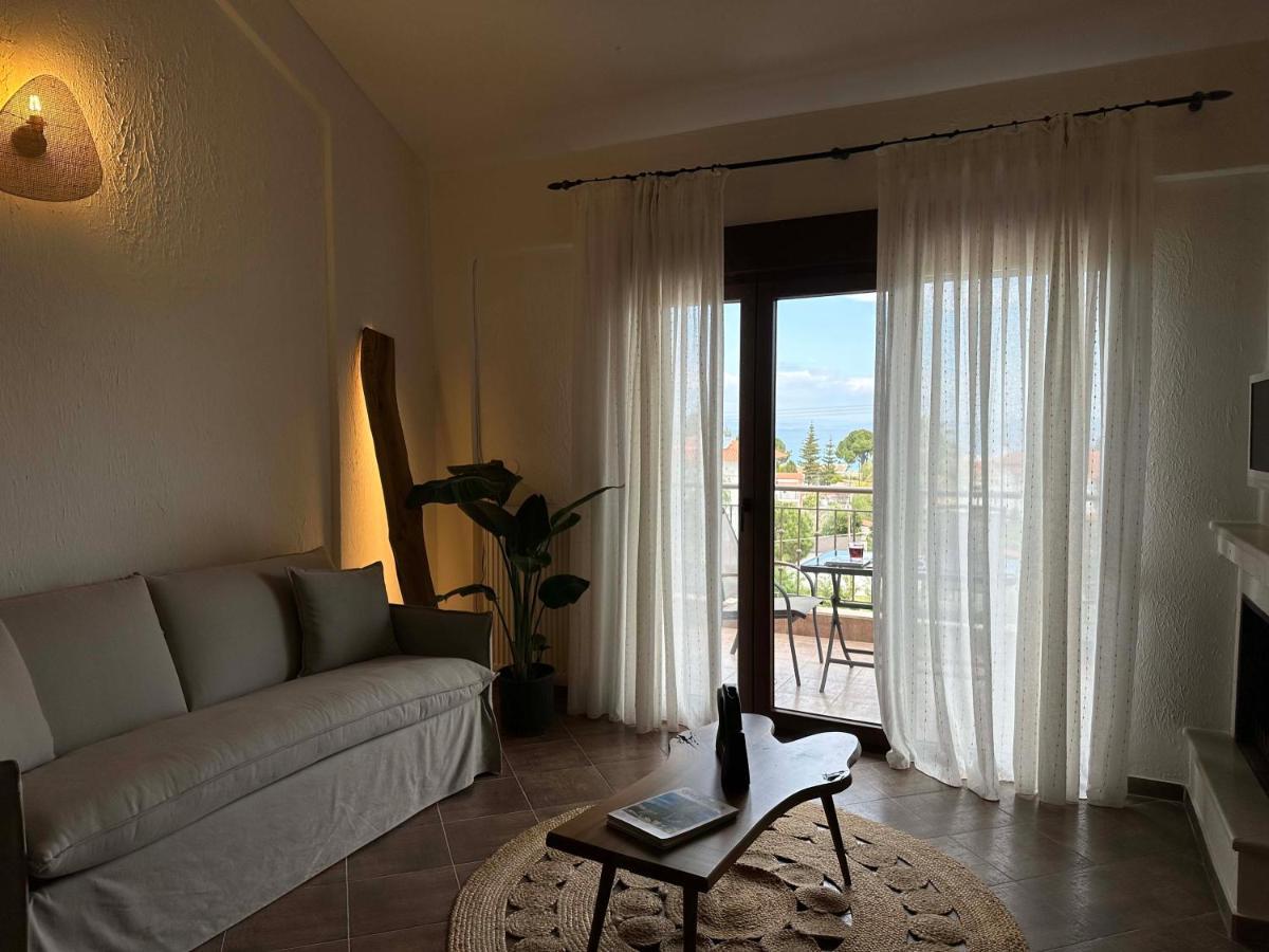 Captain'S Apartments Пефкохори Екстериор снимка