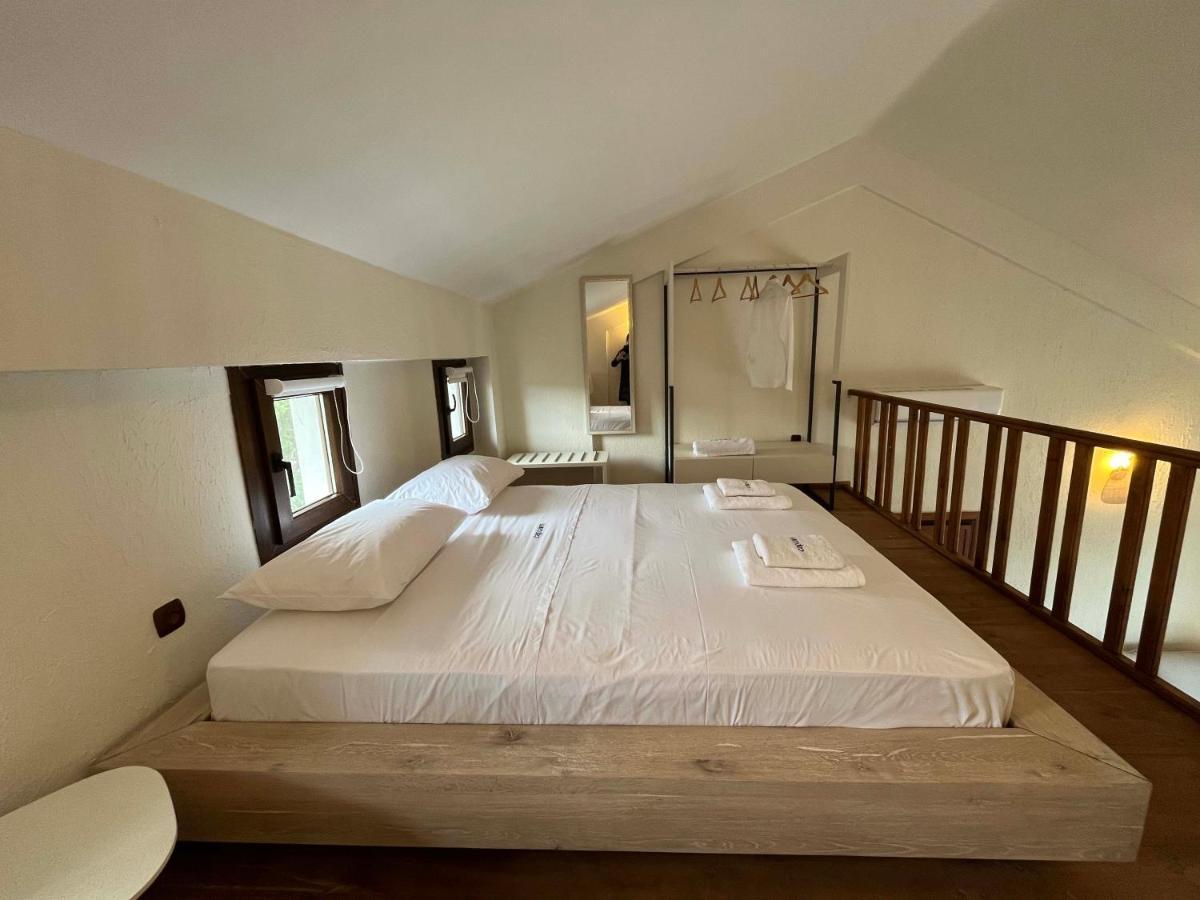 Captain'S Apartments Пефкохори Екстериор снимка