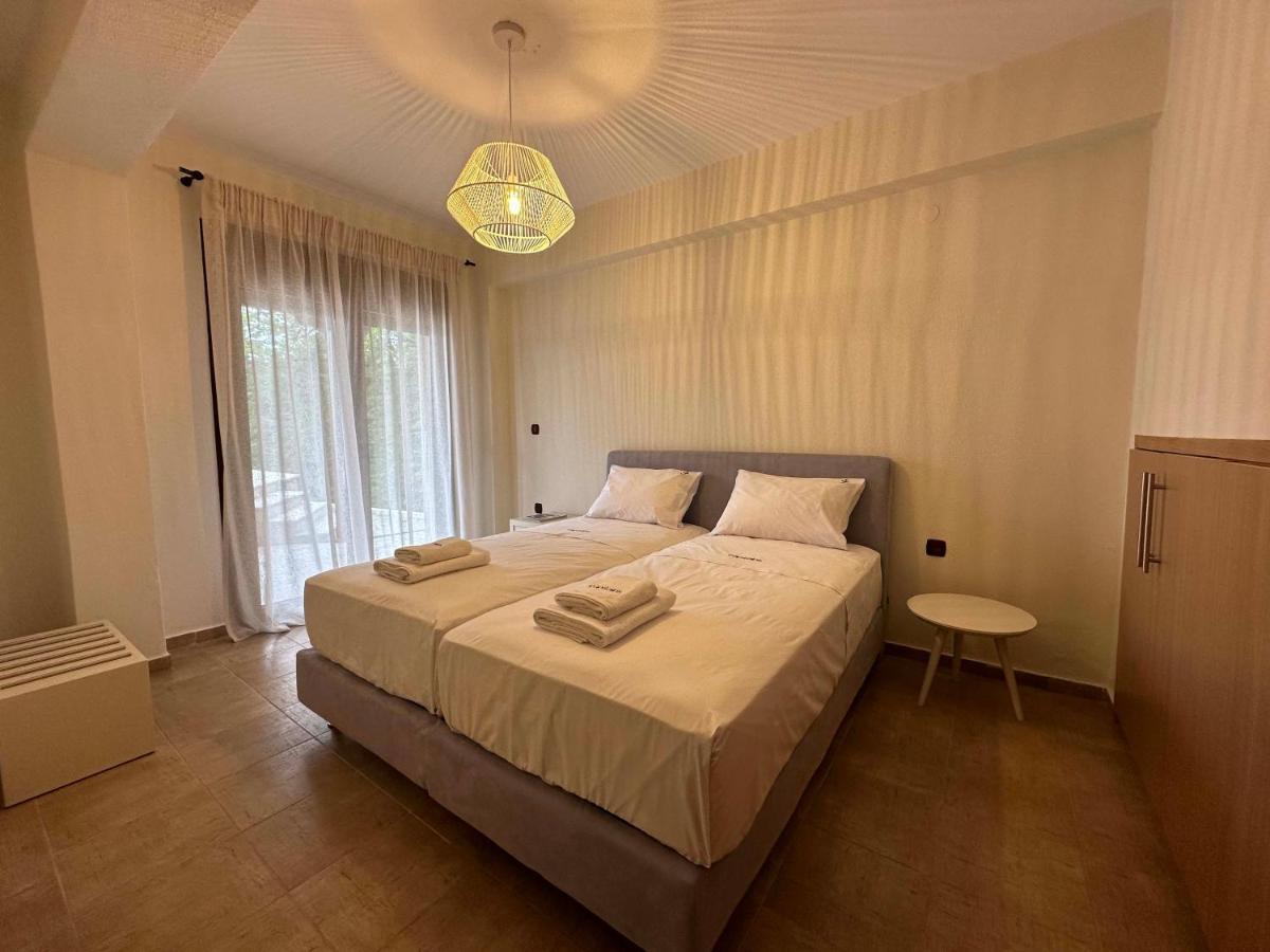 Captain'S Apartments Пефкохори Екстериор снимка